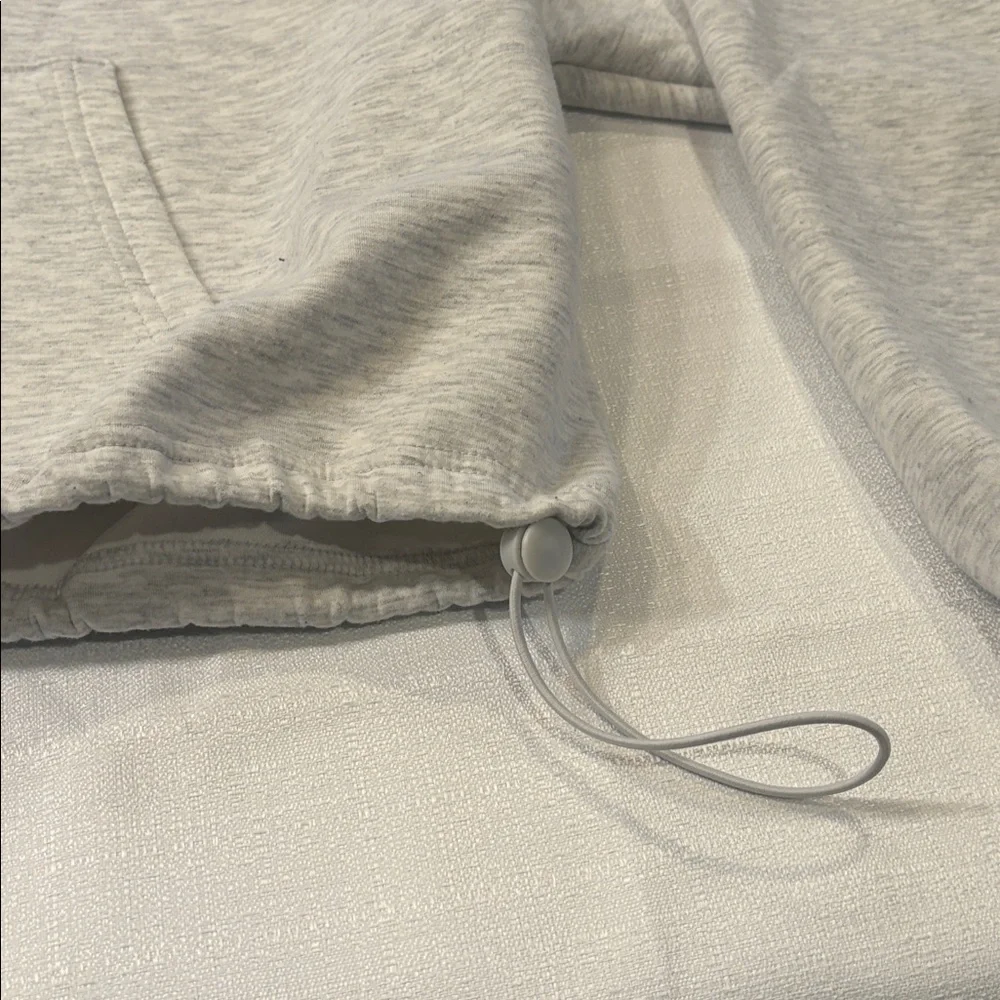 Yogalicious Scuba Nadia Half-Zip in Gray - Picture 4 of 7